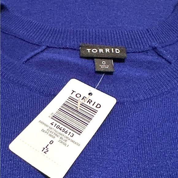 Torrid Blue Crew Neck Sweater NWT - Picture 2 of 2